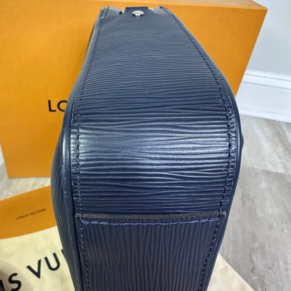 Louis Vuitton Dandy MM Briefcase Messenger In Epi Blue Marine
